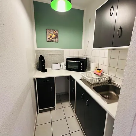 Gemuetliche Dachgeschosswohnung -waldstrassenviertel 아파트 라이프치히